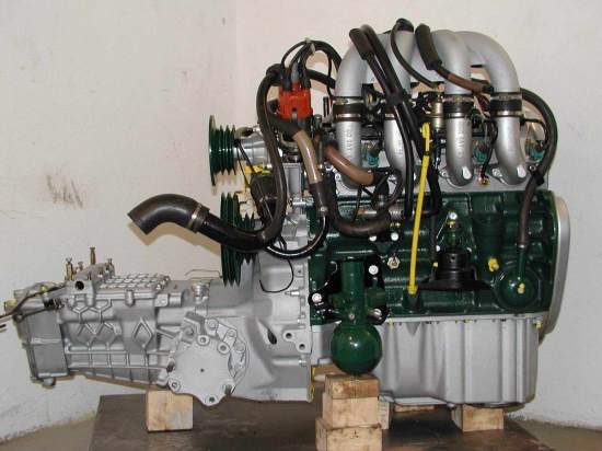 Resize of moteur ds 23ie laterale ad.jpg