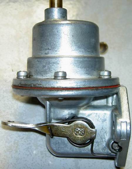 Côté droit pompe.JPG