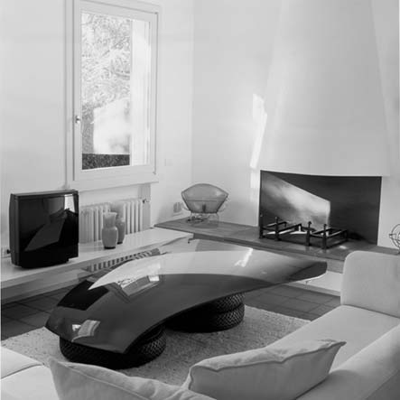 un capot et quatre pneus et hop une table de salon.jpg
