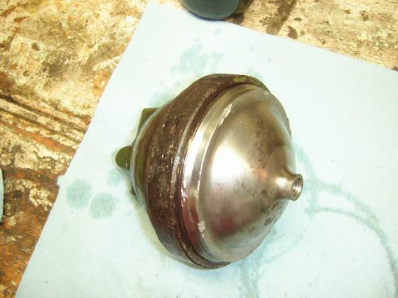2009-04-03 Debut de remontage sphere accu frein menbrane 34.JPG