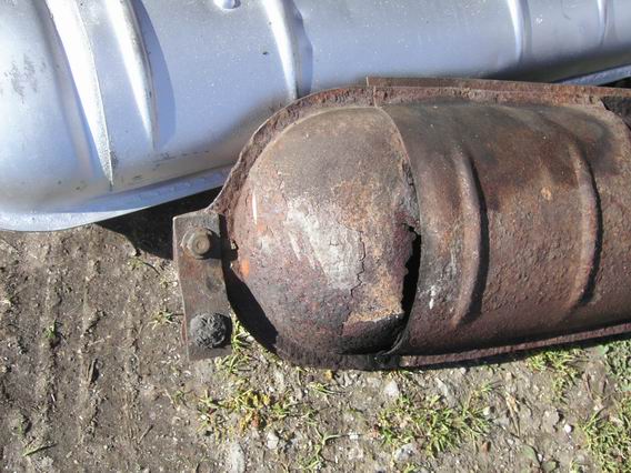 2007-04 New Muffler for DS 20.JPG